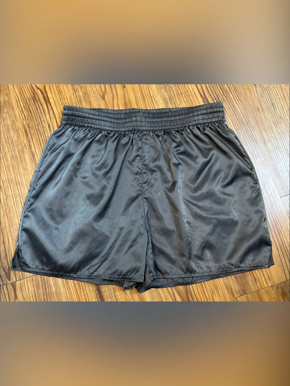 SKIMS size small utility sports shorts